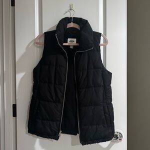 Old Navy Black Puffer Vest Women